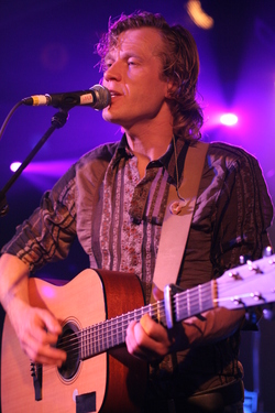 Solo playing at Het Kasteel, Alphen aan den Rijn, The Netherlands